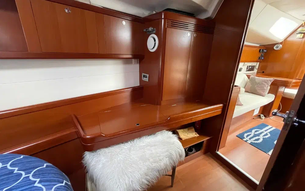 slider 27 Beneteau Oceanis 50