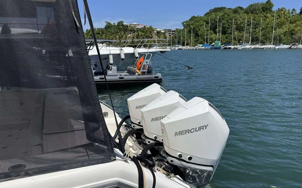 slider 13 Pursuit OS 375 Offshore