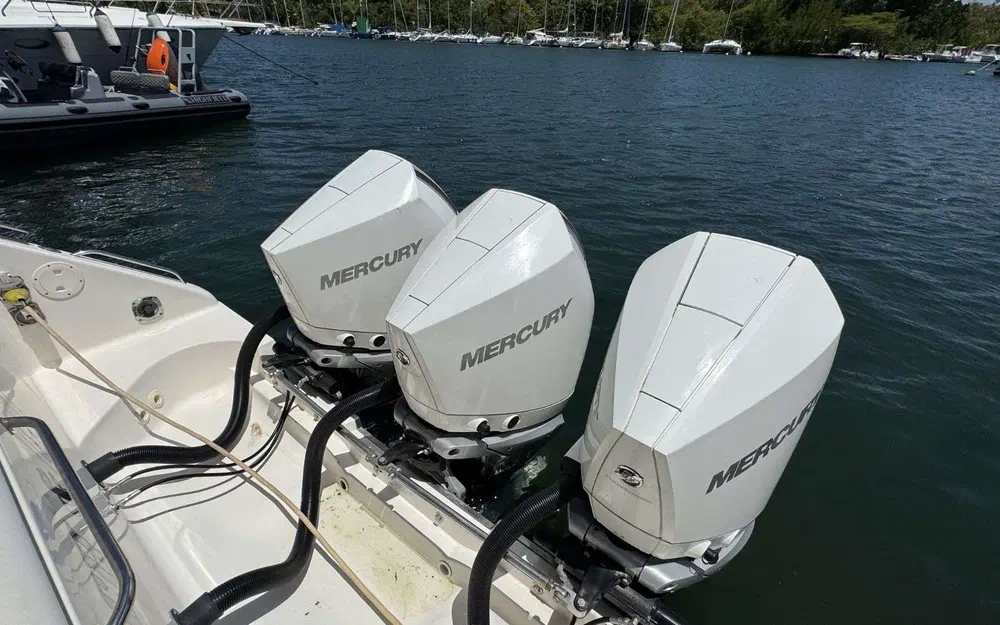 slider 15 Pursuit OS 375 Offshore