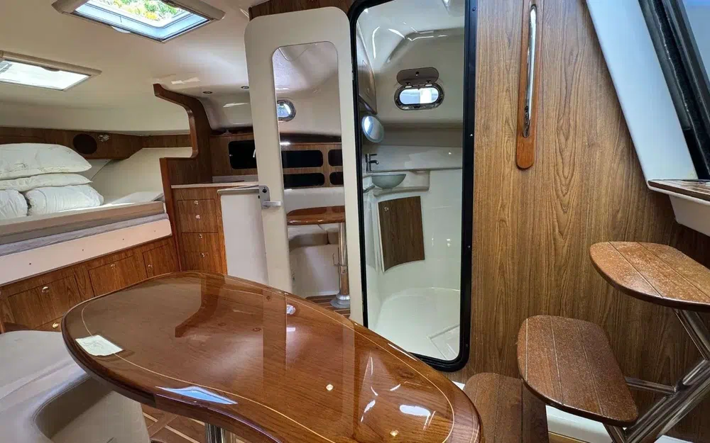 slider 33 Pursuit OS 375 Offshore