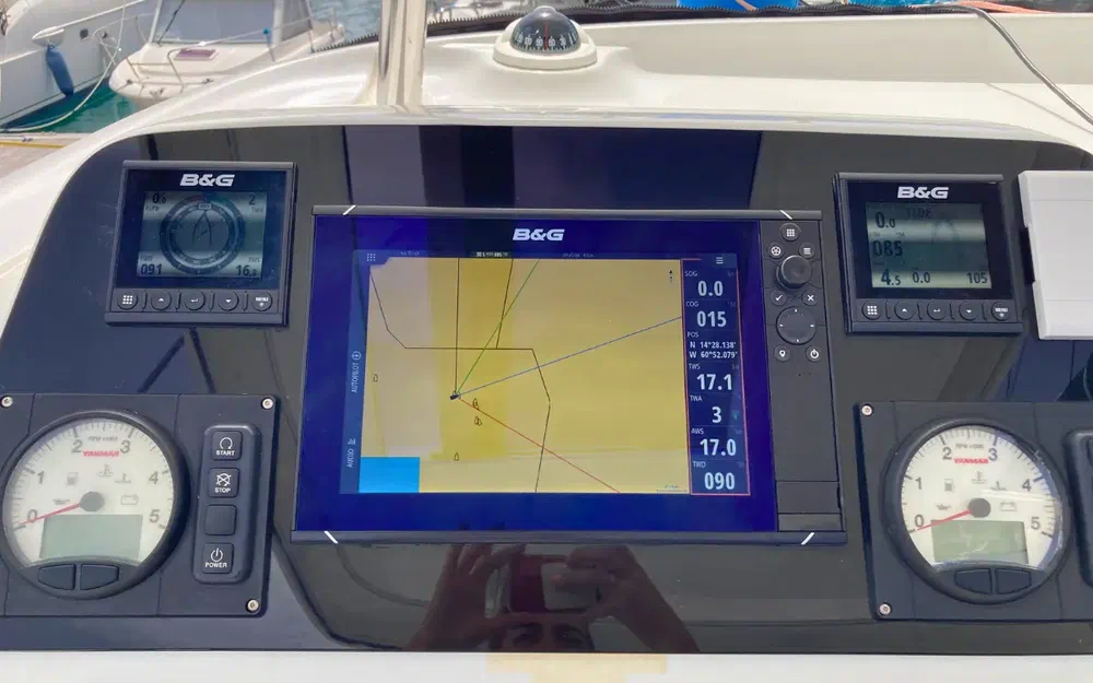slider 9 Lagoon 42