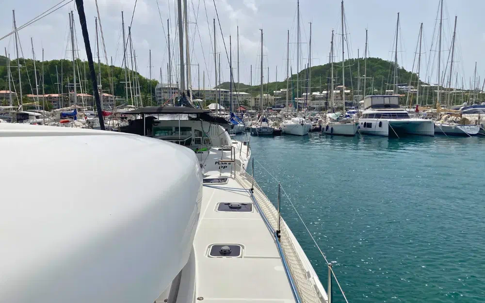 slider 52 Lagoon 42