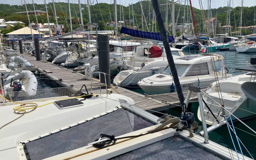 slider 53 Lagoon 42