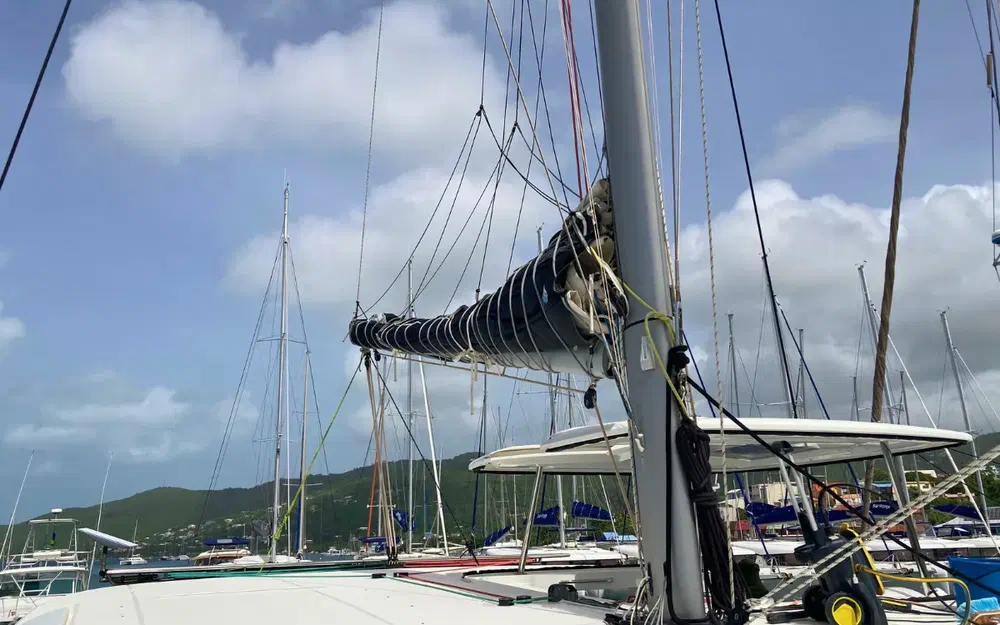 slider 57 Lagoon 42