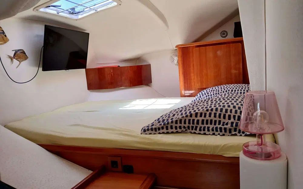 slider 13 Alliaura Marine Privilege 37