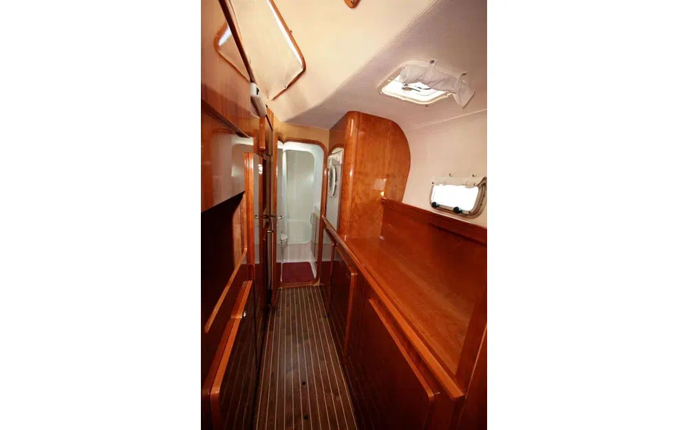 slider 17 Alliaura Marine Privilege 37