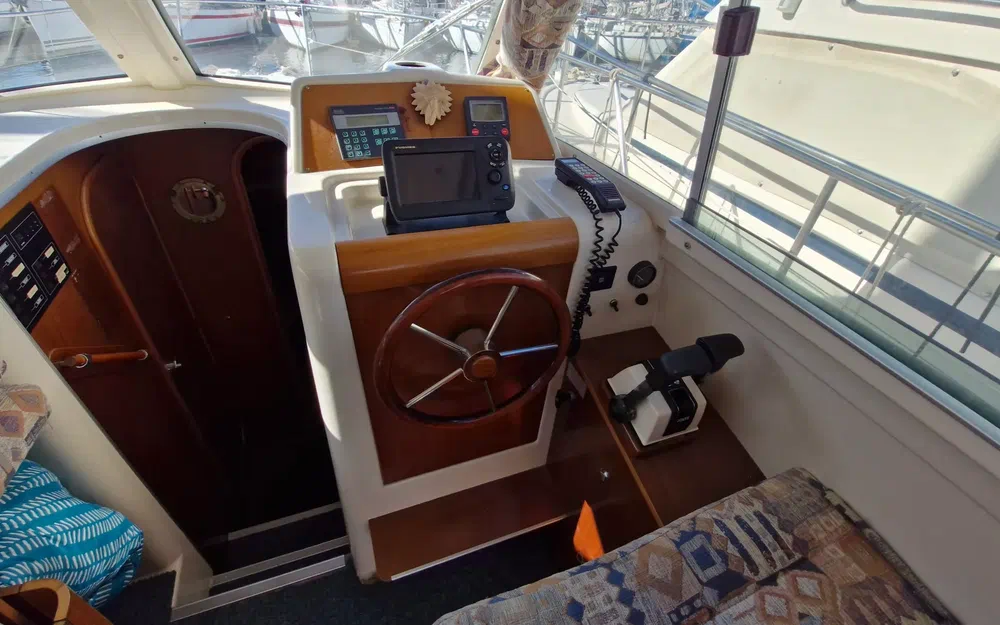 slider 10 Beneteau Antares Serie 9