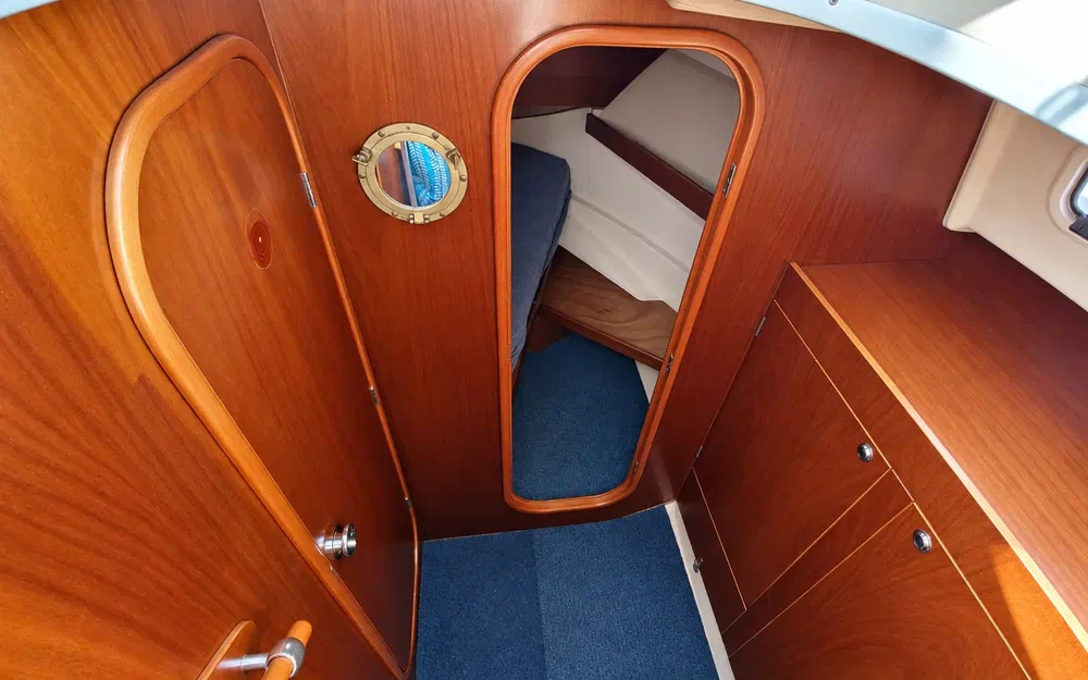 slider 7 Beneteau Antares Serie 9
