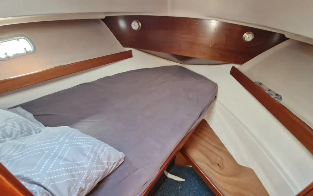 slider 15 Beneteau Antares Serie 9