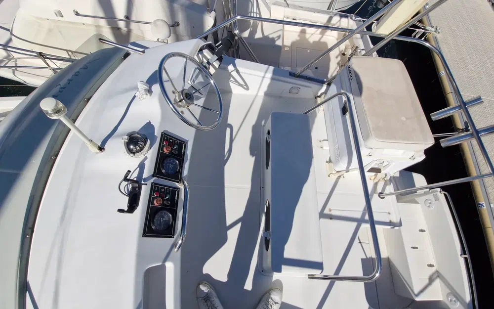 slider 17 Beneteau Antares Serie 9