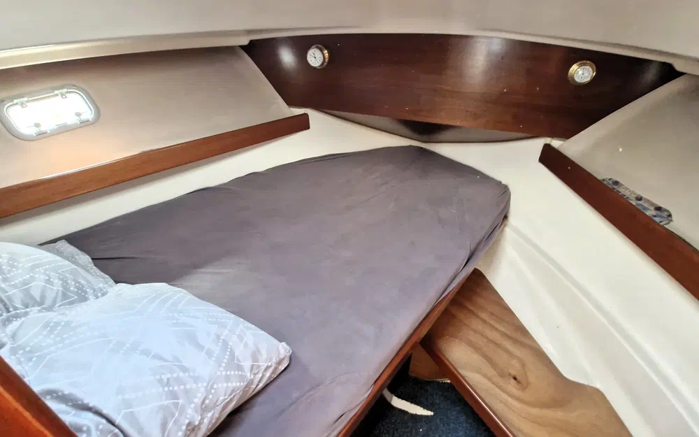 slider 6 Beneteau Antares Serie 9