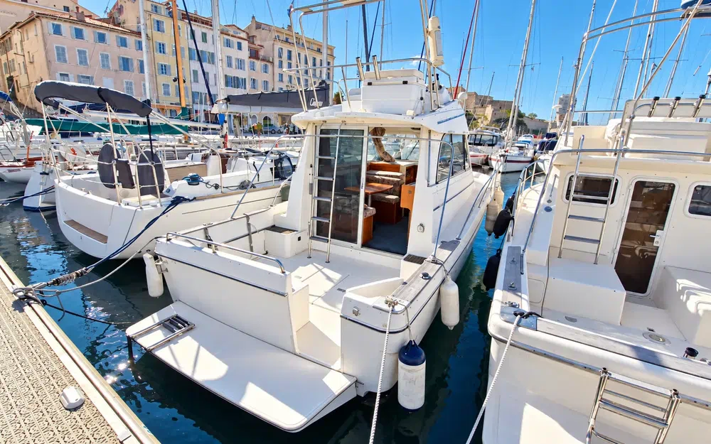 slider 0 Beneteau Antares Serie 9
