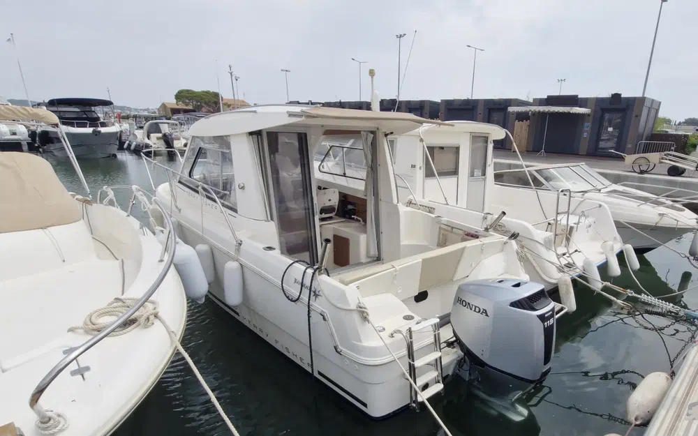slider 1 Jeanneau Merry Fisher 645