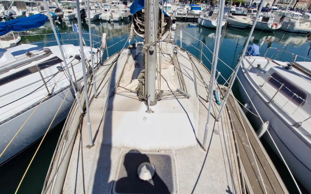 slider 37 Jeanneau Aquila