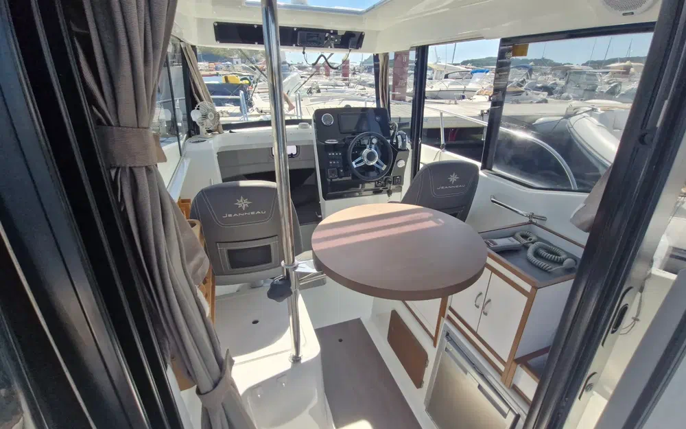 slider 15 Jeanneau MERRY FISHER 795 MARLIN