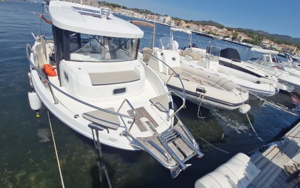 slider 2 Jeanneau MERRY FISHER 795 MARLIN