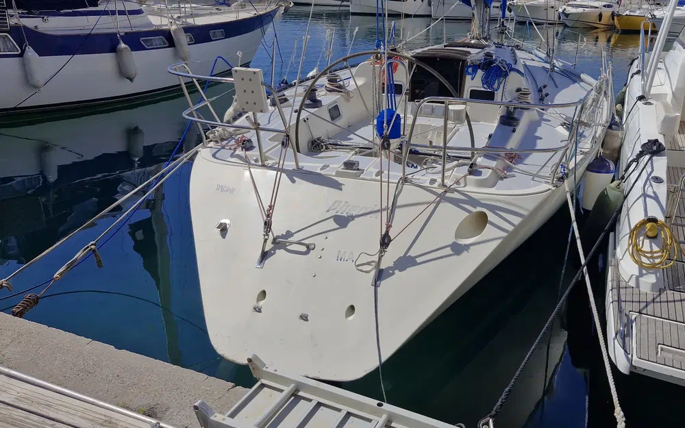 slider 1 X-Yachts X-402