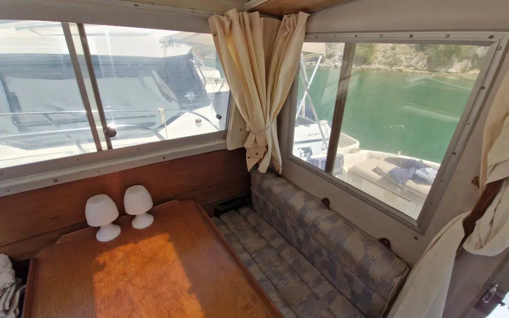 slider 14 Beneteau Antares 730