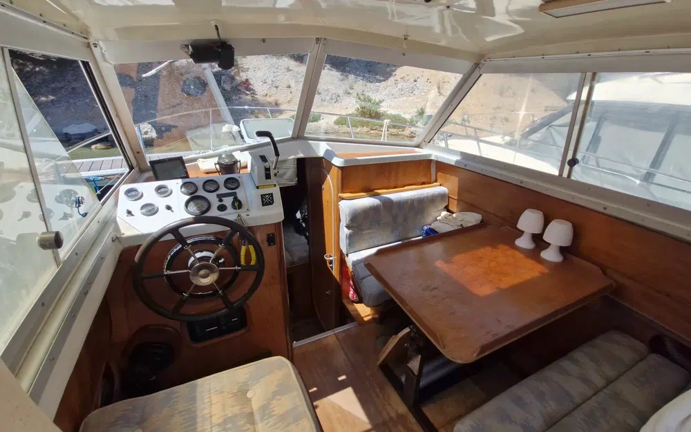 slider 2 Beneteau Antares 730