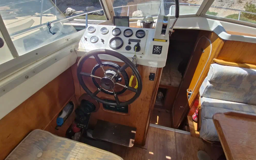 slider 6 Beneteau Antares 730