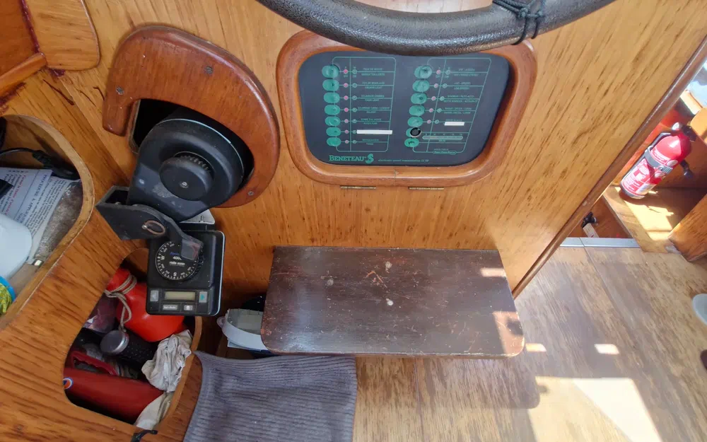 slider 7 Beneteau Antares 730