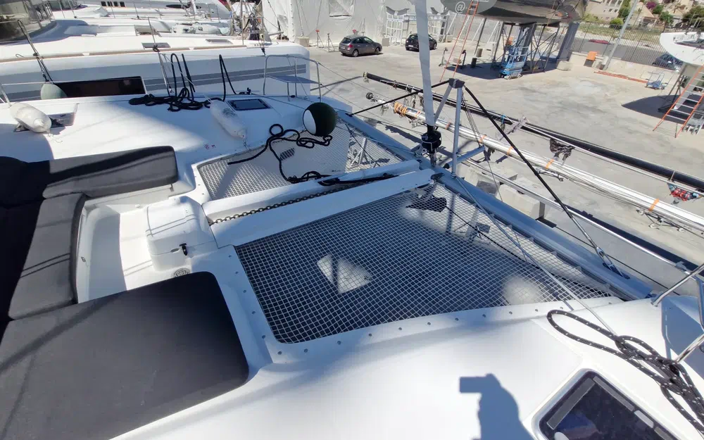 slider 23 Lagoon 46
