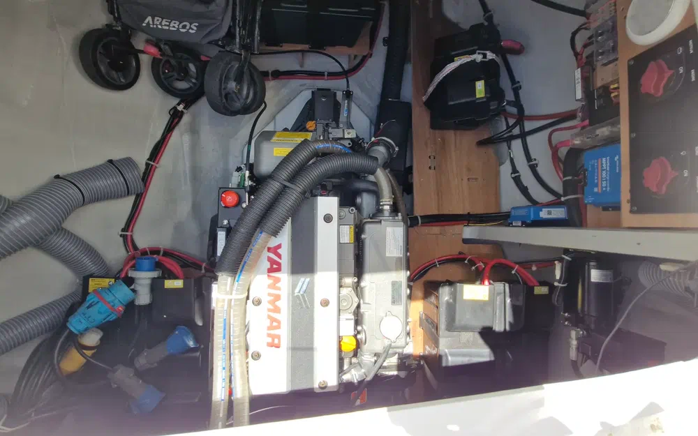 slider 31 Lagoon 46