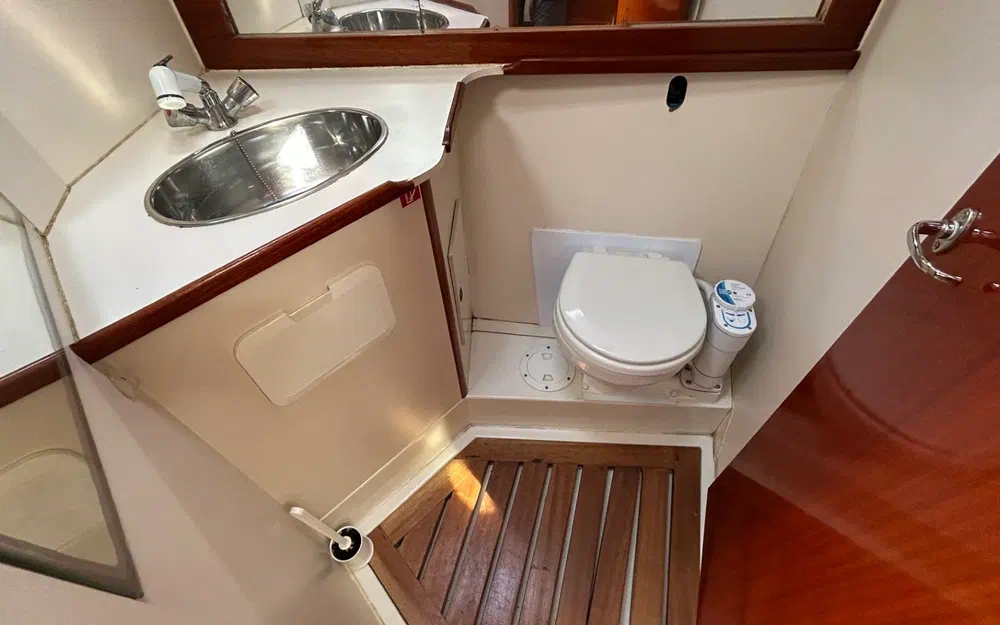 slider 19 Hanse 371
