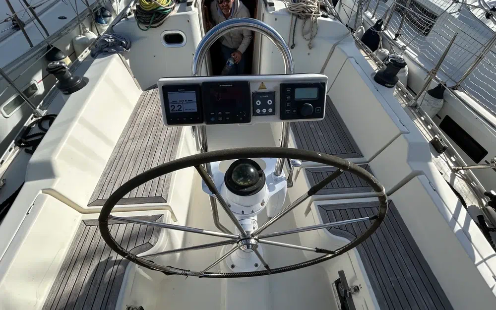 slider 4 Hanse 371