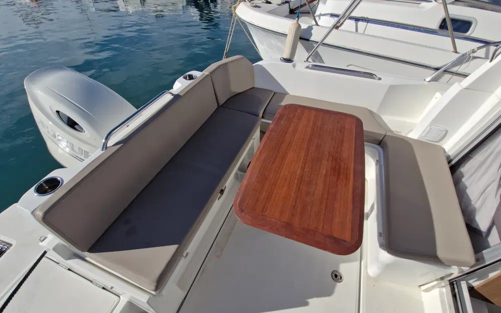 slider 14 Beneteau Antares 8 OB