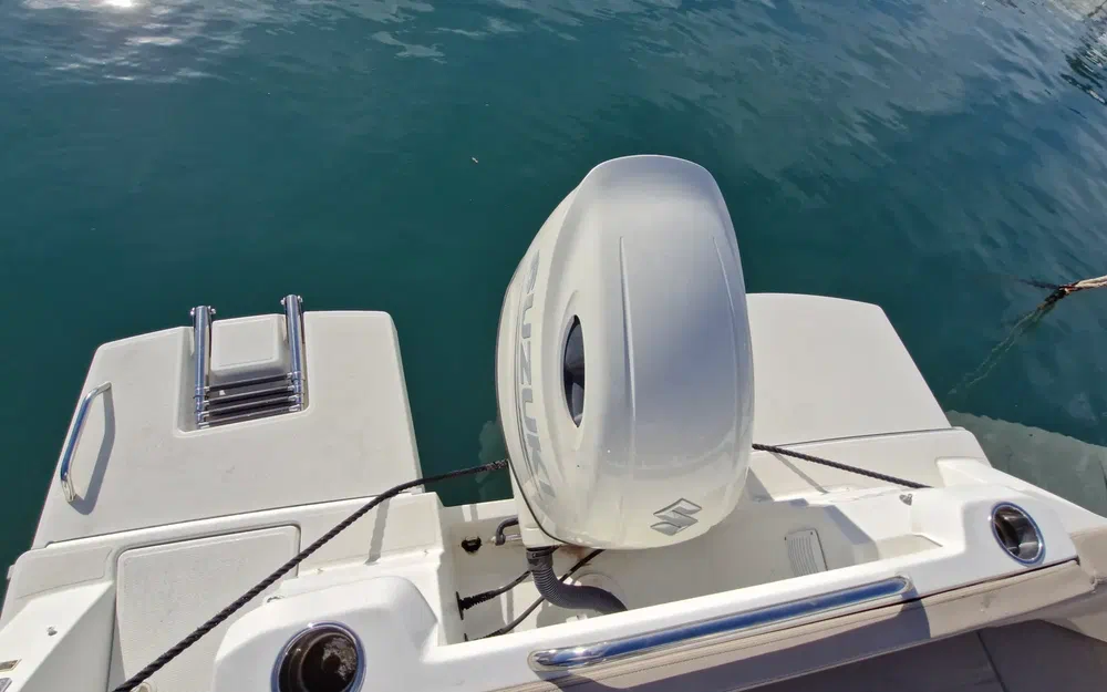 slider 18 Beneteau Antares 8 OB