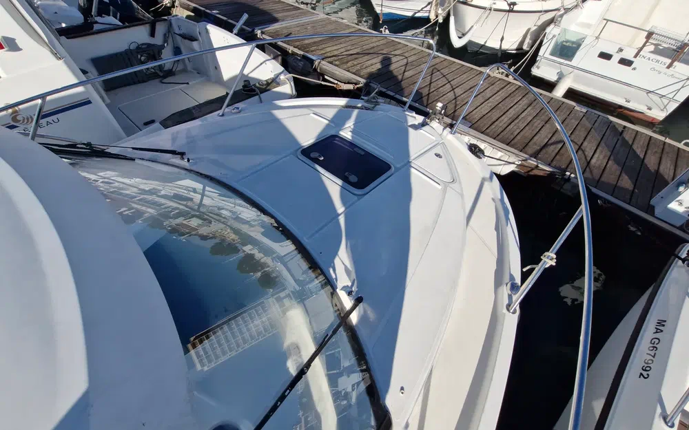 slider 23 Beneteau Antares 8 OB