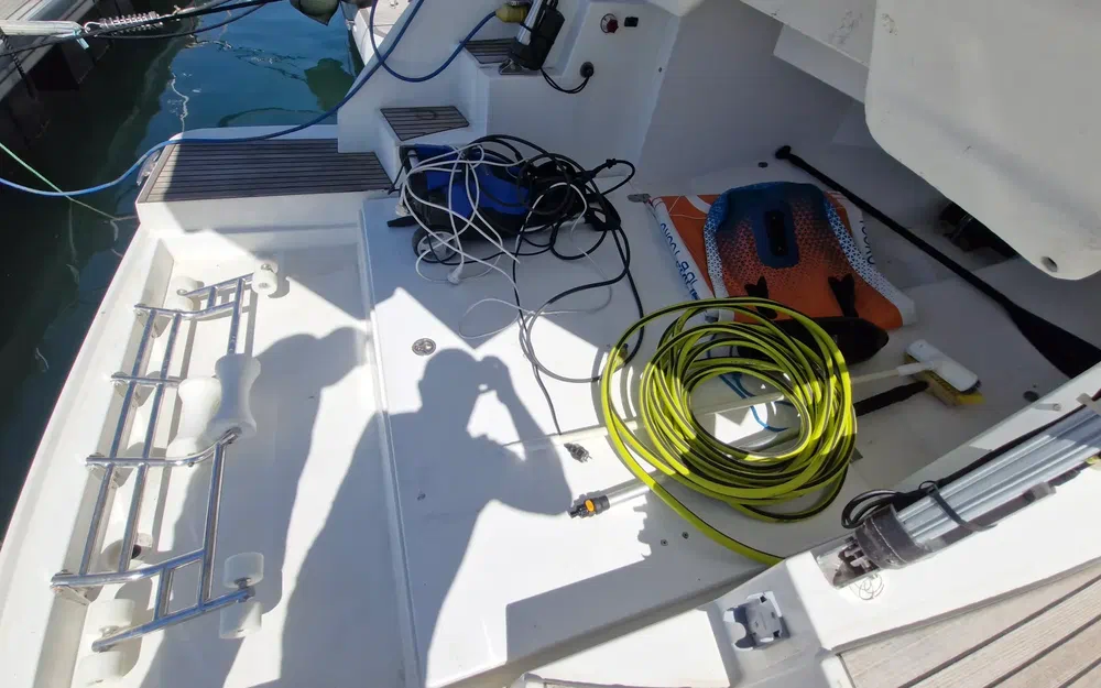 slider 29 Beneteau GT 44