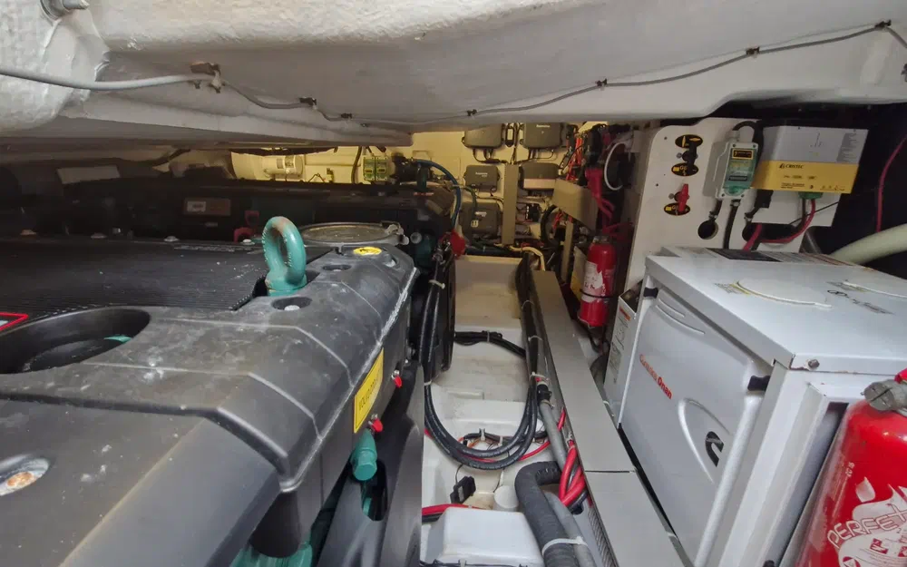 slider 30 Beneteau GT 44