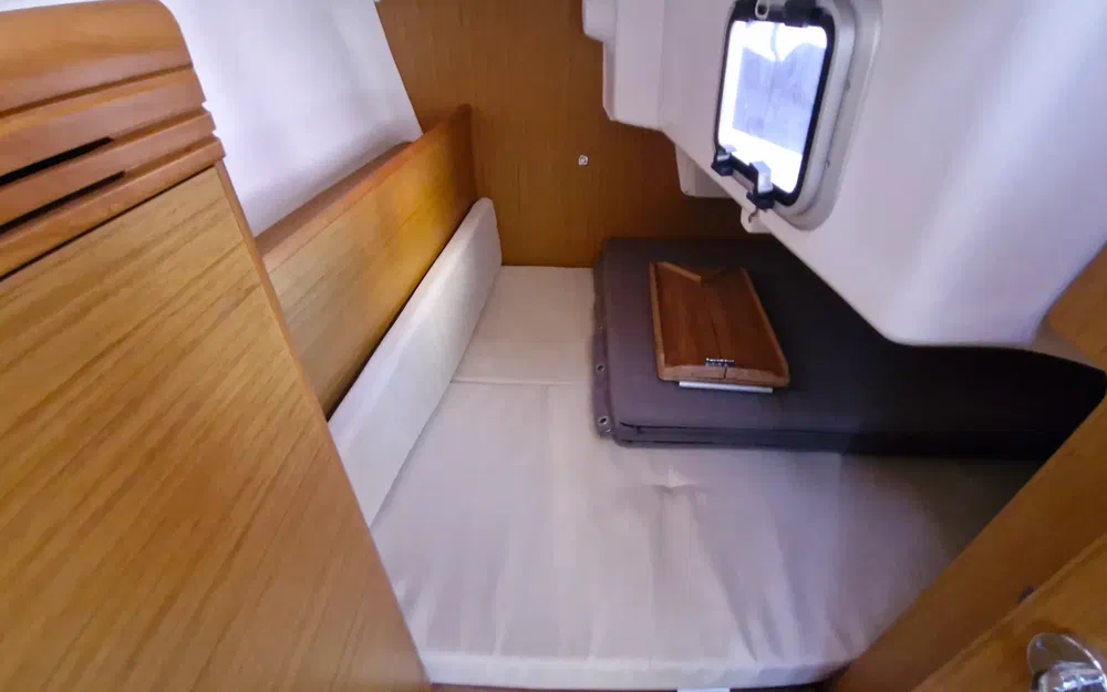 slider 11 Jeanneau Sun Odyssey 30 i