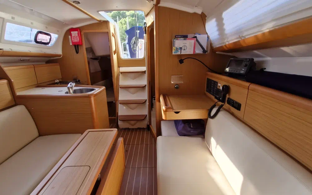 slider 17 Jeanneau Sun Odyssey 30 i