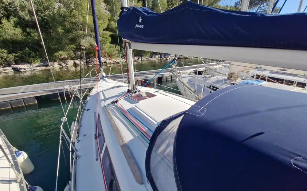 slider 2 Jeanneau Sun Odyssey 30 i