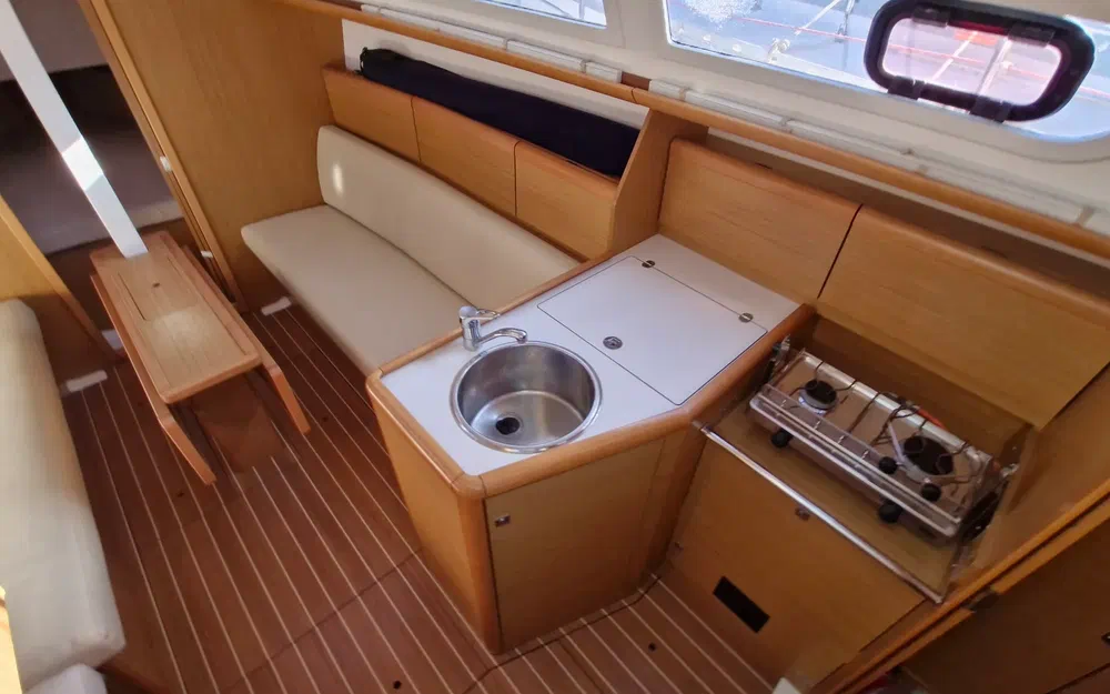 slider 7 Jeanneau Sun Odyssey 30 i