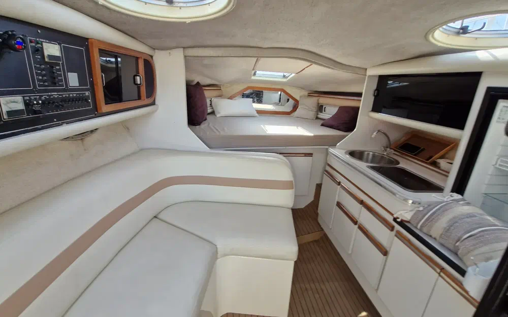 slider 13 Cruisers Yachts 3070 Rogue