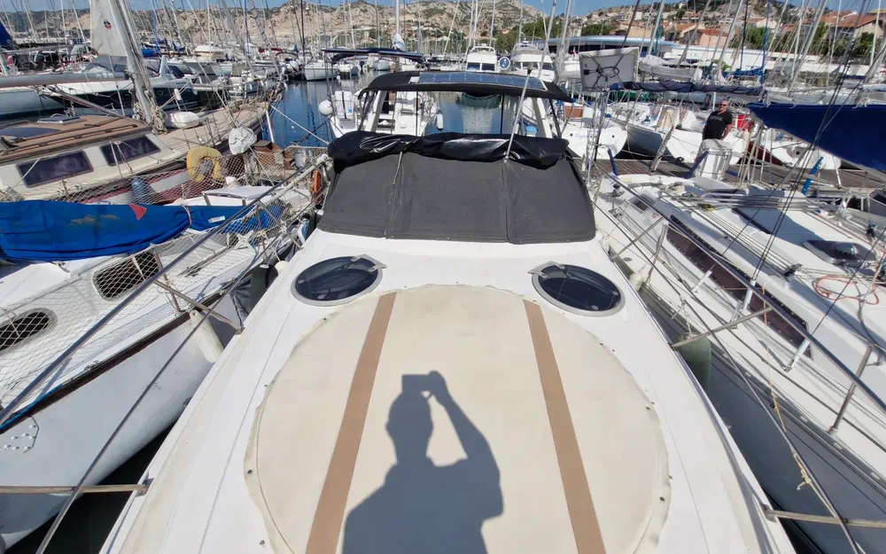 slider 22 Cruisers Yachts 3070 Rogue