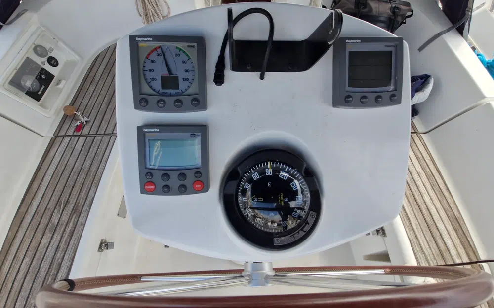 slider 19 Jeanneau Sun Odyssey 35