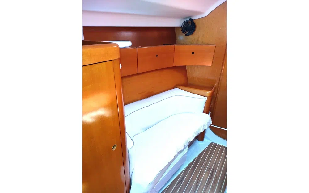 slider 33 Beneteau First 42S7