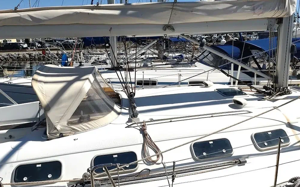 slider 6 Beneteau First 42S7