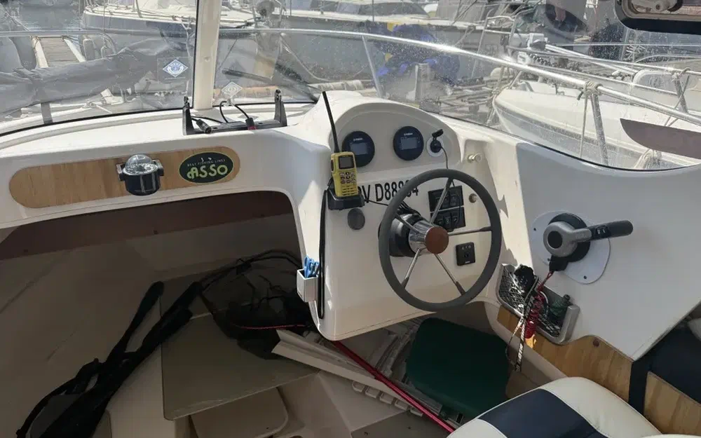 slider 9 Quicksilver 580 Pilothouse