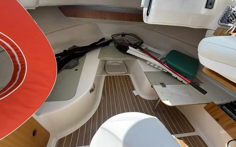 slider 11 Quicksilver 580 Pilothouse