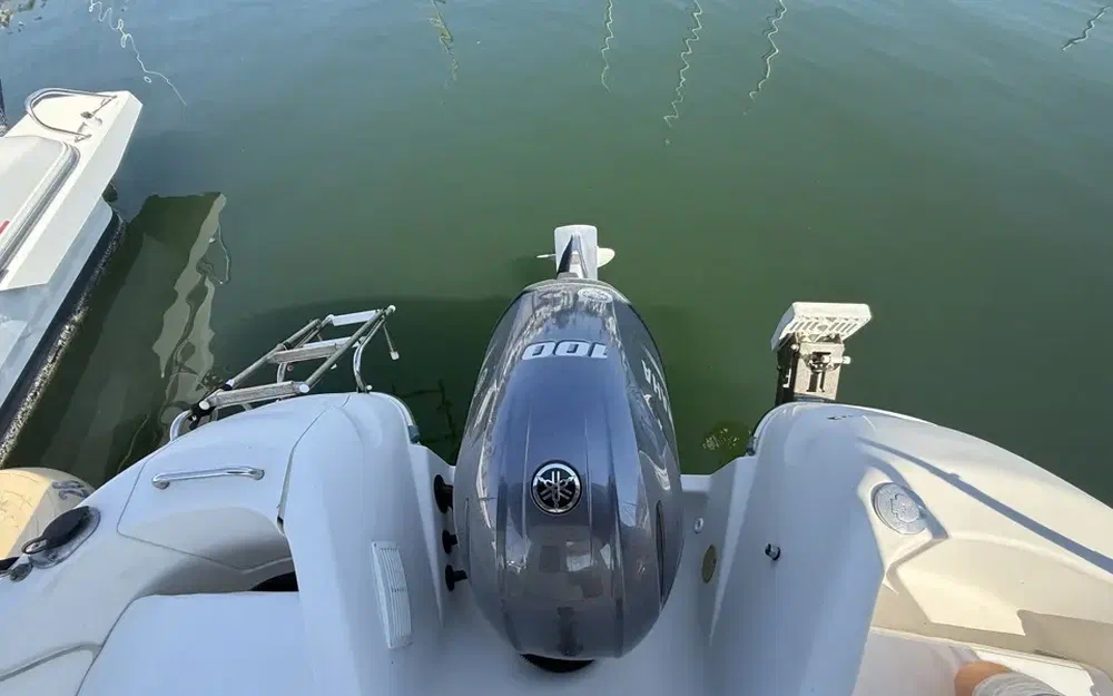 slider 14 Quicksilver 580 Pilothouse