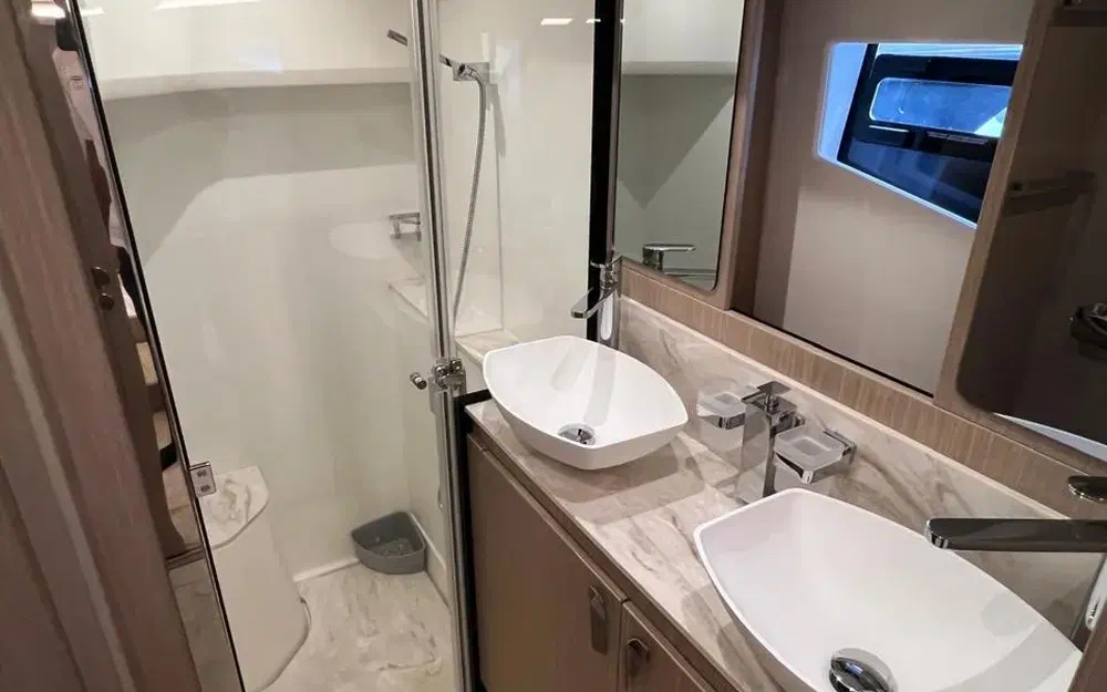 slider 27 Prestige Yachts F4.9