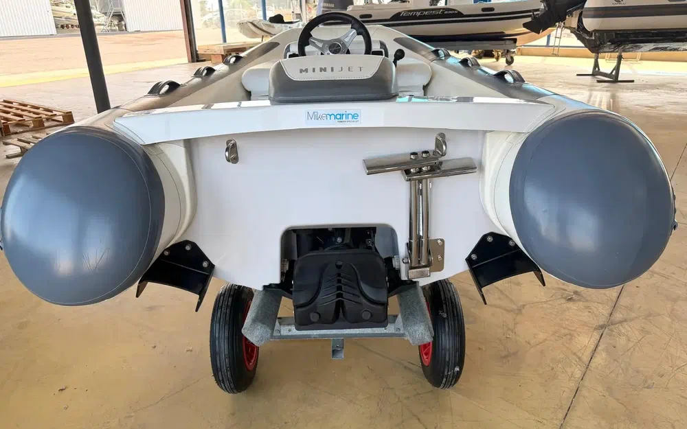 slider 2 Williams Performance Tenders Minijet 280