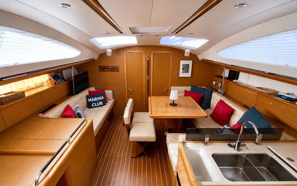 slider 4 Jeanneau Sun Odyssey 50 DS