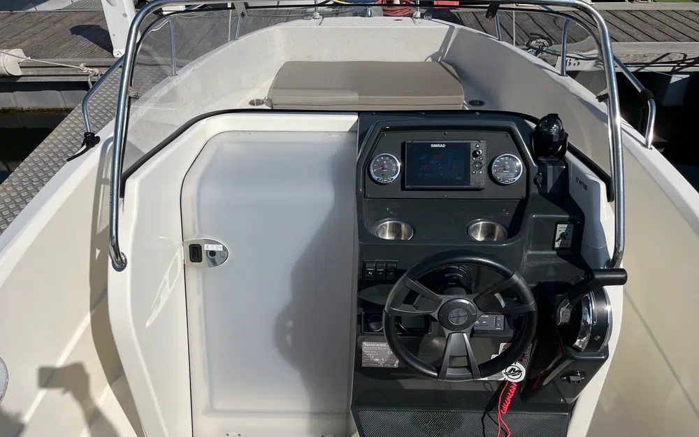slider 6 Quicksilver Activ 675 Open